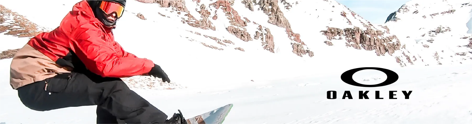 Campaña de Oakley: snowboarder con máscara de lente naranja