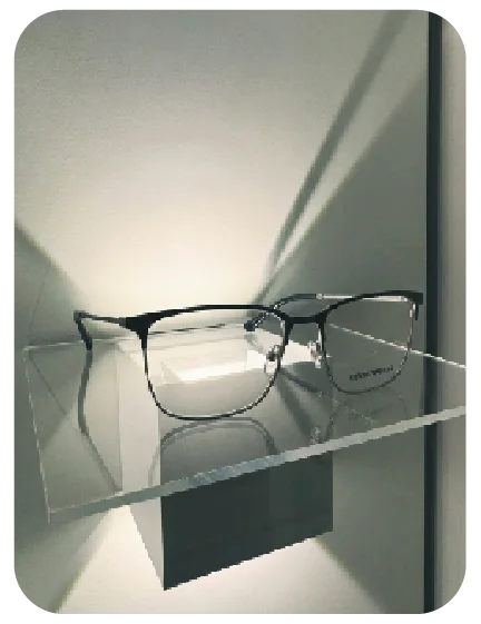 Emporio Armani de vista en metal negro rectangular